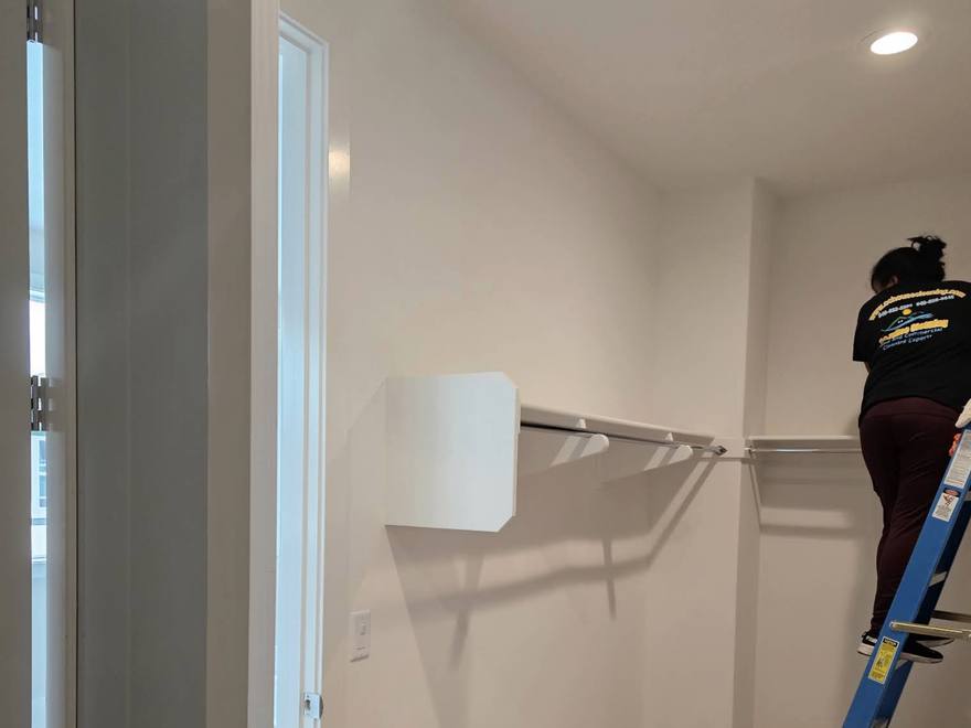 Move-in / move-out